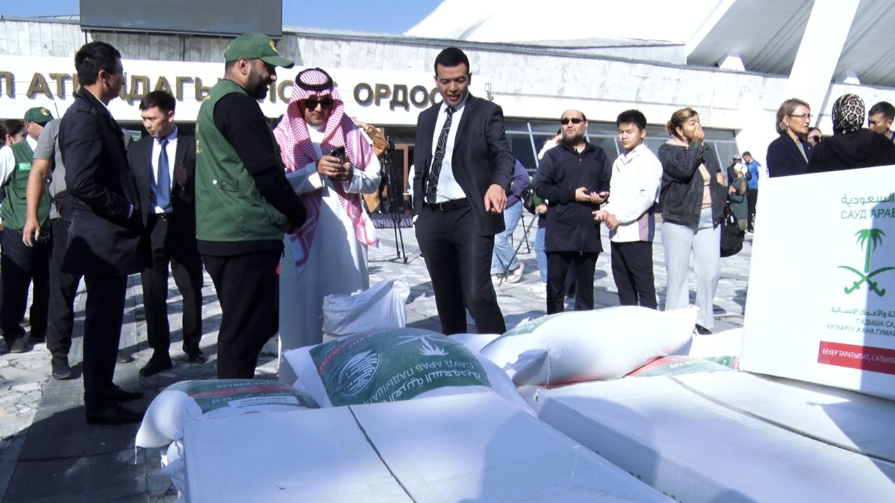 Азык-түлүк жардамы